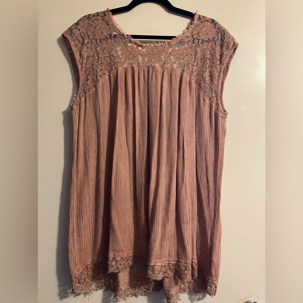 Kori America dusty rose top size large